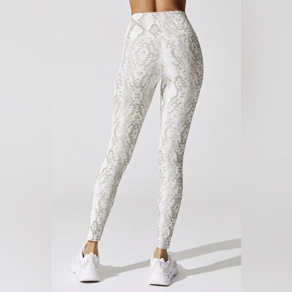 BEACH RIOT Ayla Leggings in taupe snake size small S - Picture 2 of 7